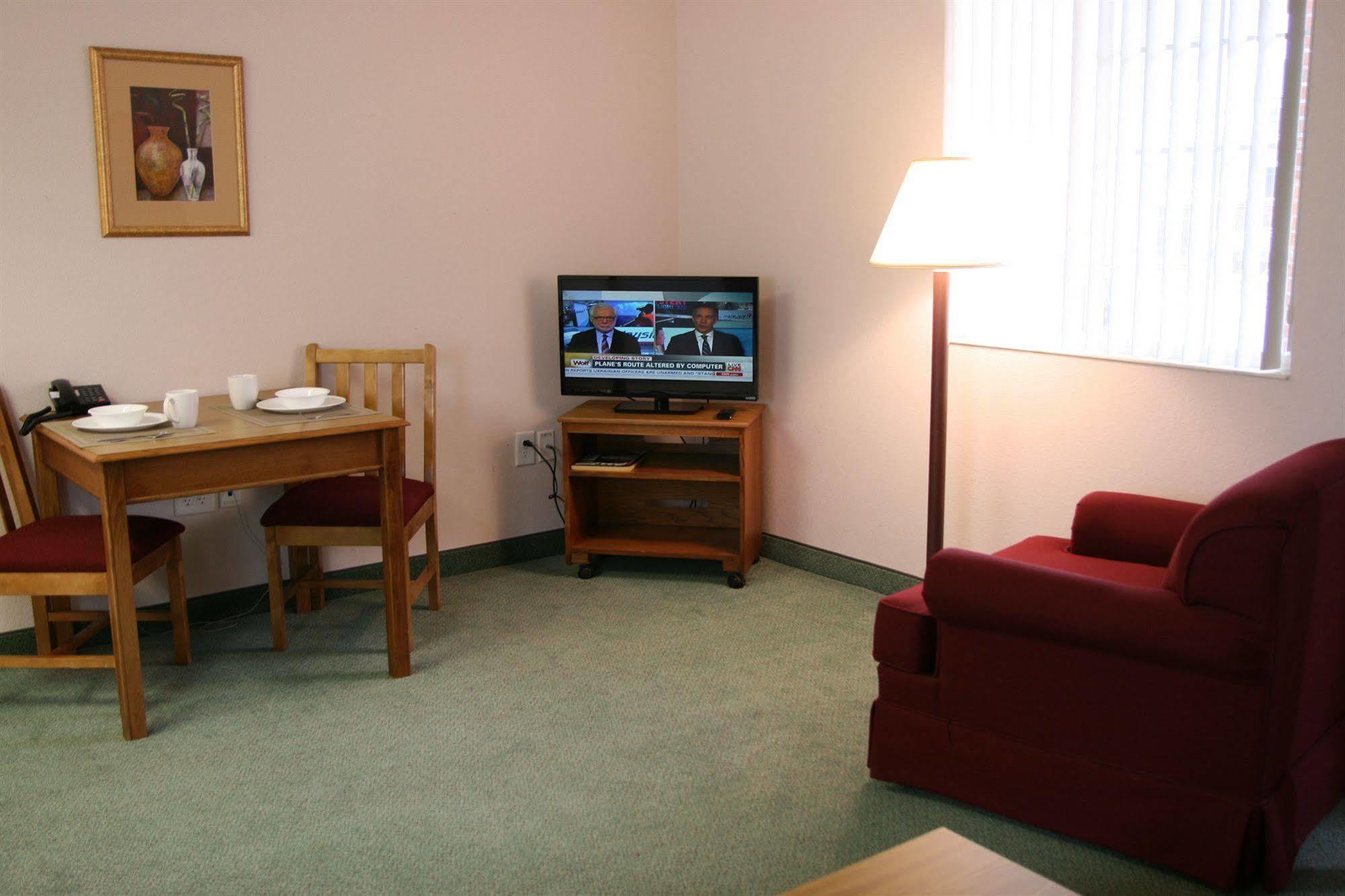 Affordable Suites Rocky Mount Buitenkant foto